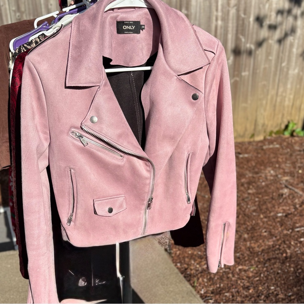 PINK VELVET JACKET 🎀